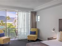 Mantra-Trilogy-hotel-room-2