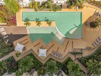 Mantra-Trilogy-pool-7